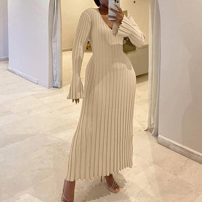 Bodycon Long Sleeve Ribbed Dress - Женская осенняя трикотажная юбка с v-образным