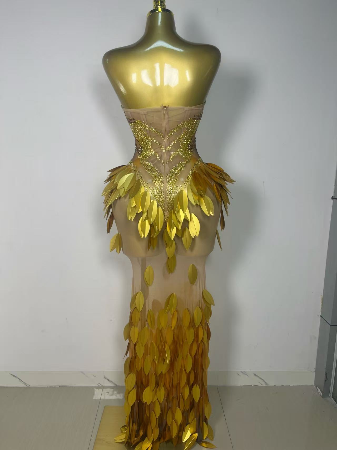 Блестящее золотое платье с пай – обзор и цена Sparkly Rhinestone Club Party Dress